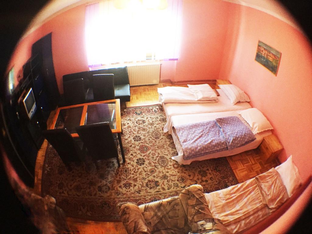 Guest House Pikapolonca Maribor Exteriör bild
